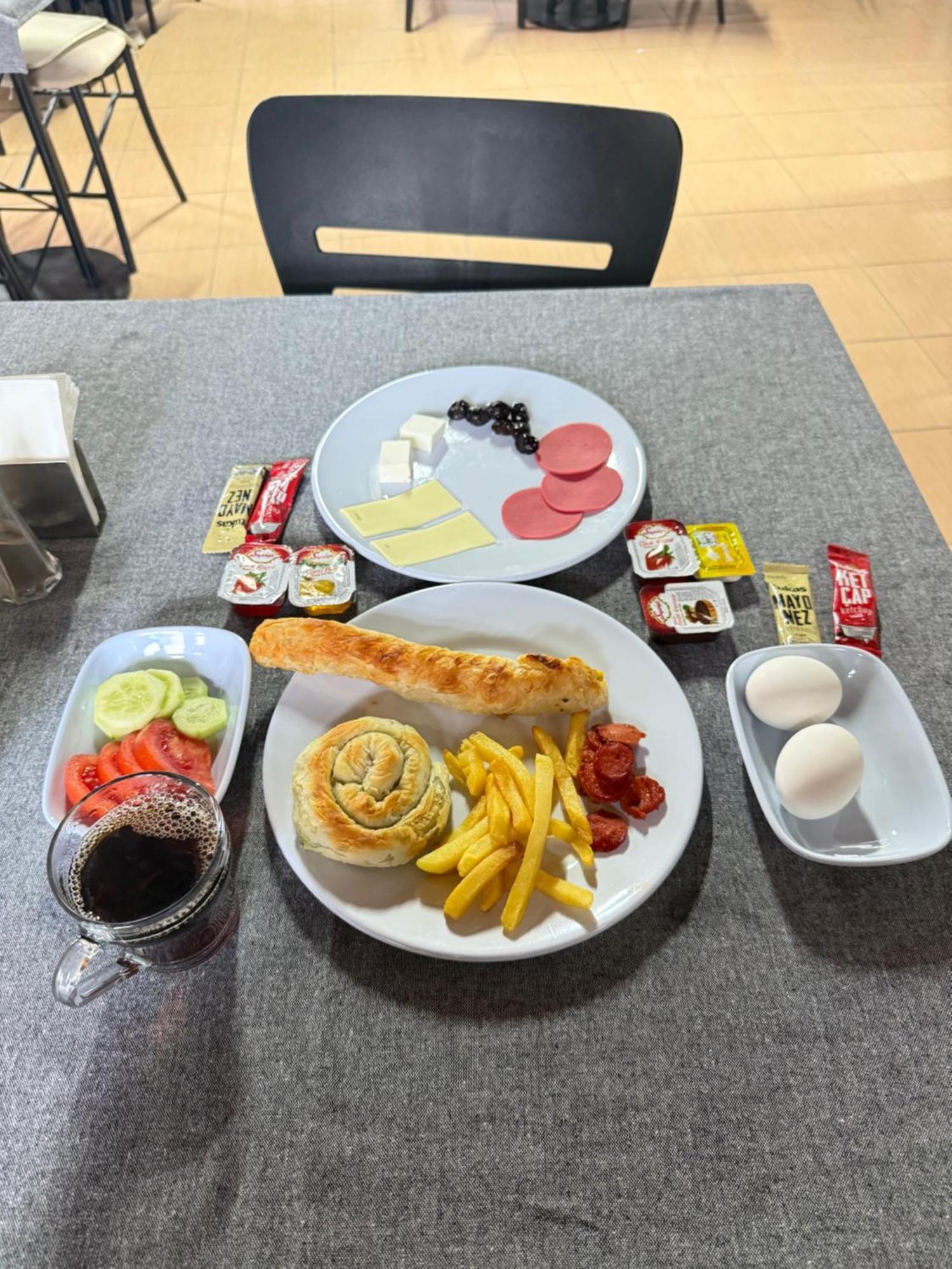 Balıkesir Glr Otel מראה חיצוני תמונה